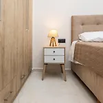 Stavs Apartment